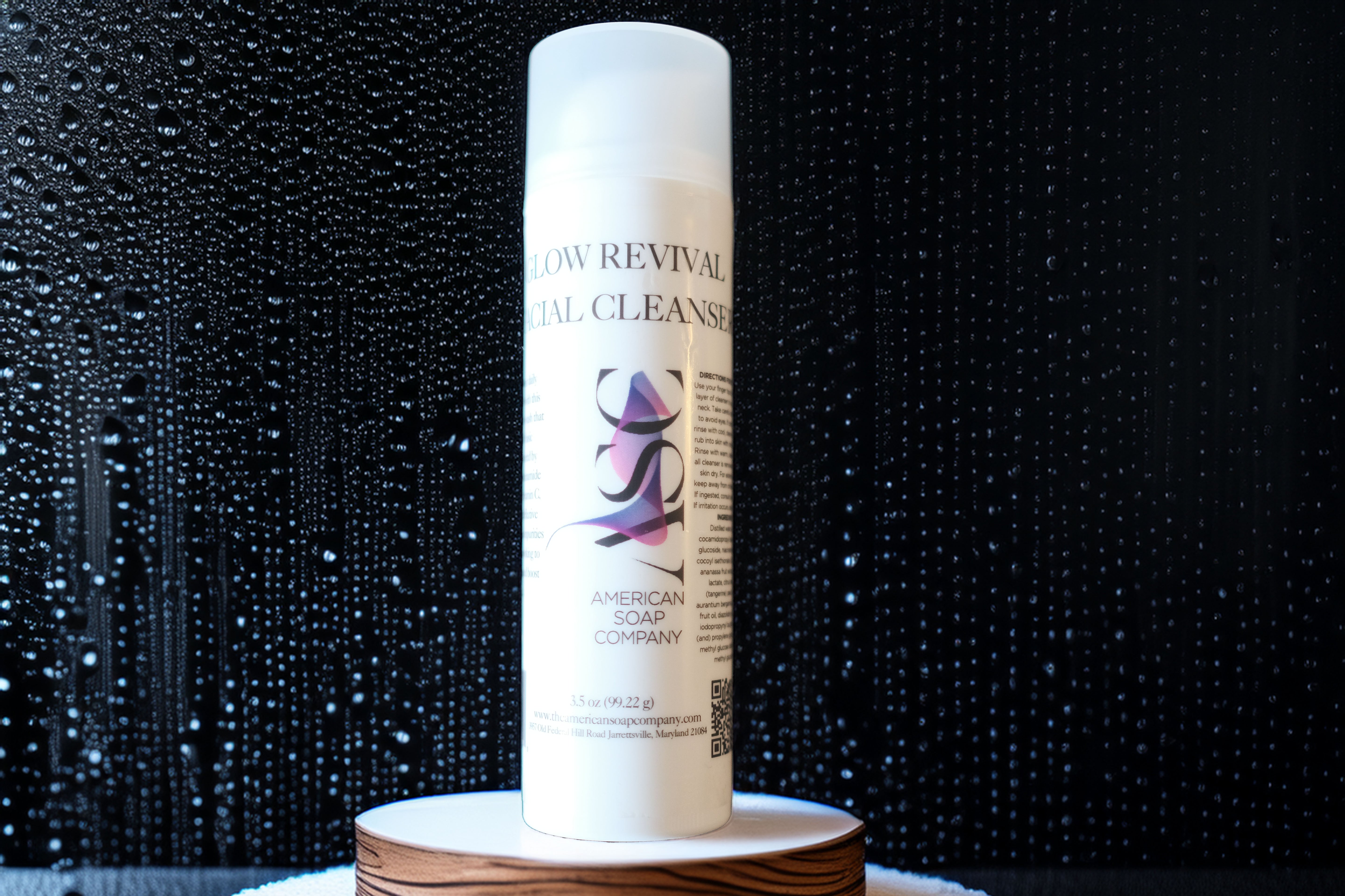 Glow Revival Facial Cleanser with Niacinamide & Vitamin C